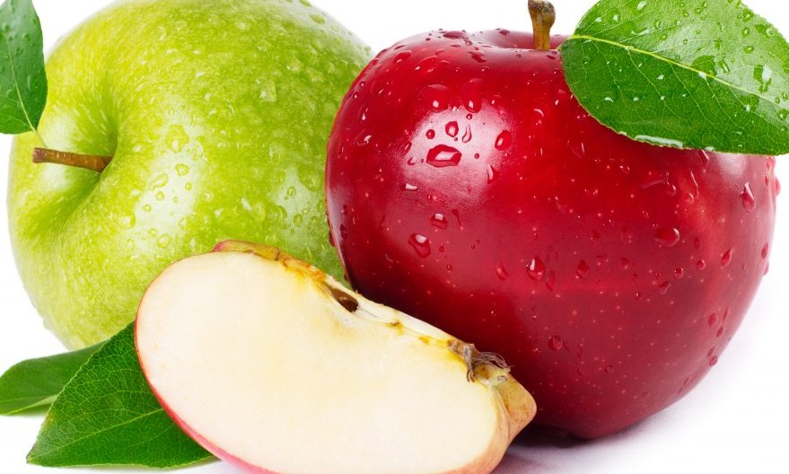 Deve-se comer uma maçã todos os dias? Conheça os benefícios desta fruta