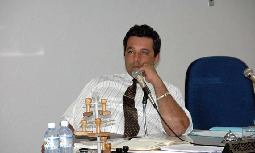 ​De comissionado em Restinga