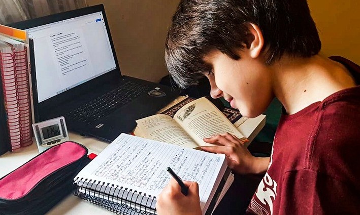 Alunos da rede estadual de São Paulo têm acesso a cursos online gratuitos