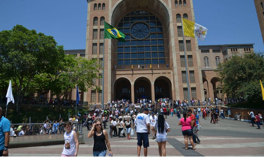 Destinos religiosos de SP devem ter movimento reduzido no feriado
