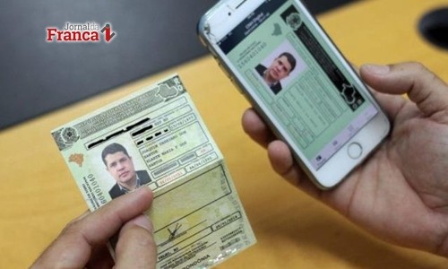 Detran.SP disponibiliza renovação de CNH online.