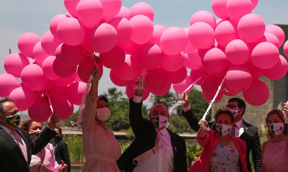 Outubro Rosa incentiva detecção precoce do câncer de mama