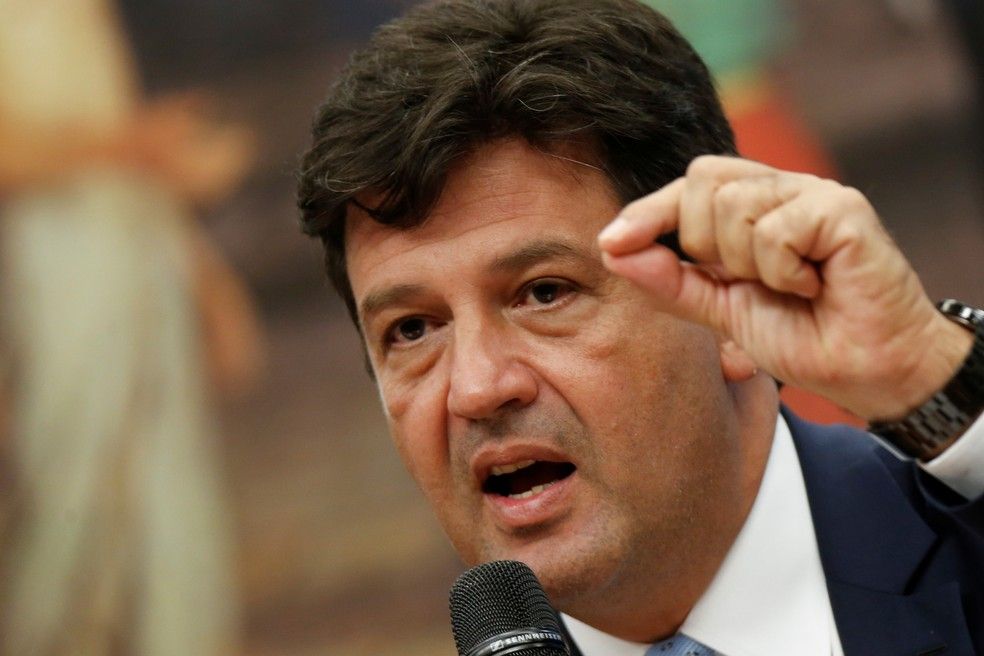 Ex-ministro alerta para risco real e próximo de uma megaepidemia no país