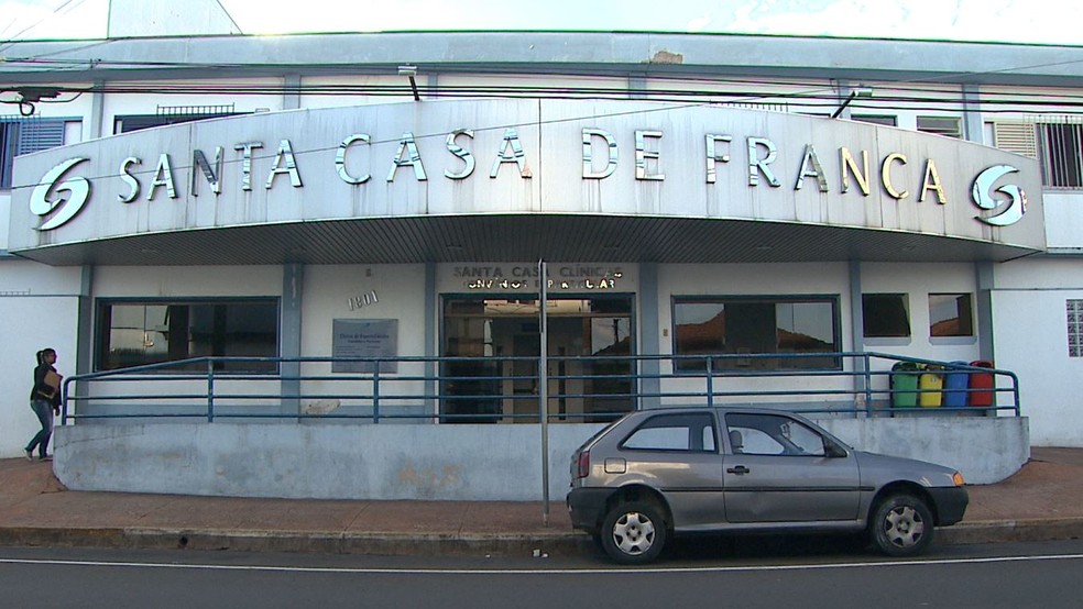 Santa Casa de Franca segue pelo 4º dia consecutivo, com lotação máxima na UTI