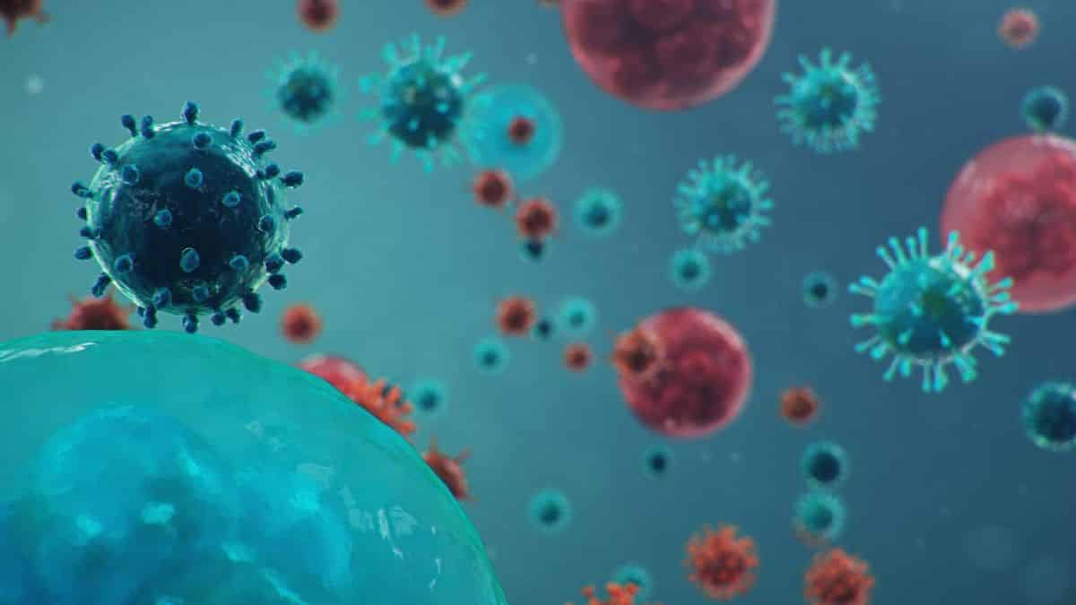 Adultos infectados por variante têm 10 vezes mais carga viral no corpo